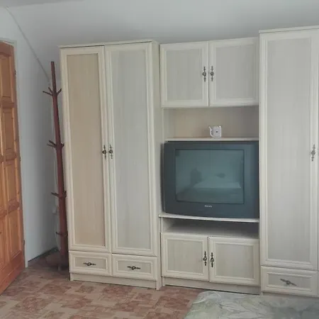Akacvirag Vendeghaz Es Apartman Гостевой дом