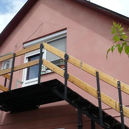 Гостевой дом Akacvirag Vendeghaz Es Apartman *